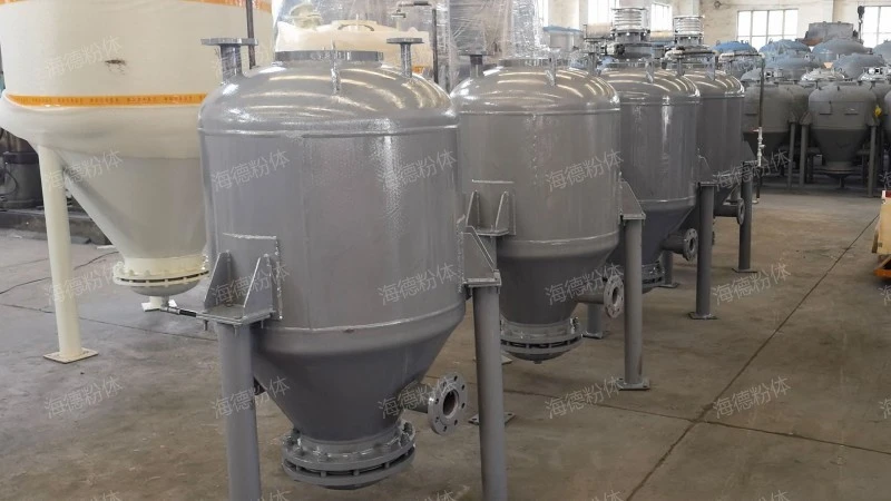 Direct blowing bin pump