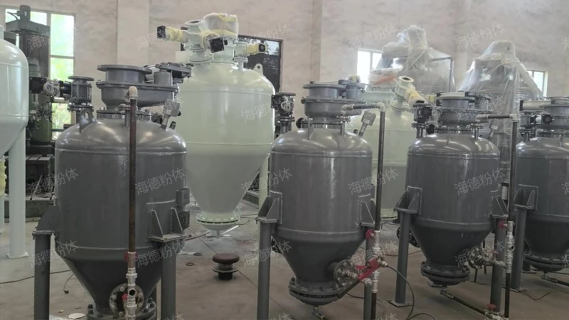 Upward blowing bin pump