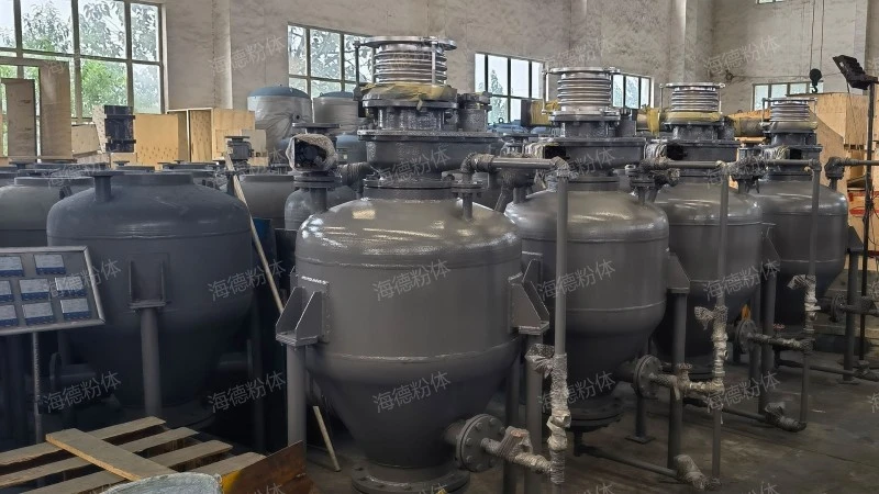 Upward blowing bin pump