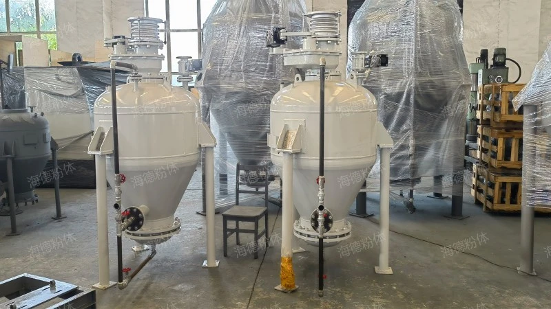 Horizontal silo ash conveying pump