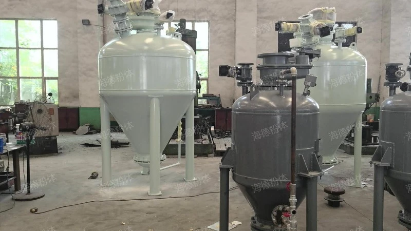 Suction type bin pump