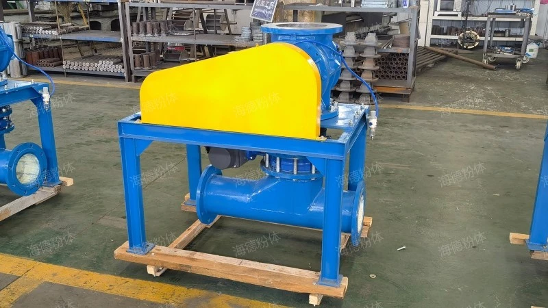 Alloy steel discharger