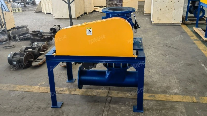 Horizontal round mouth discharger