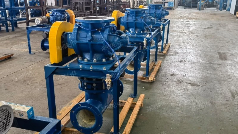 Horizontal round mouth discharger